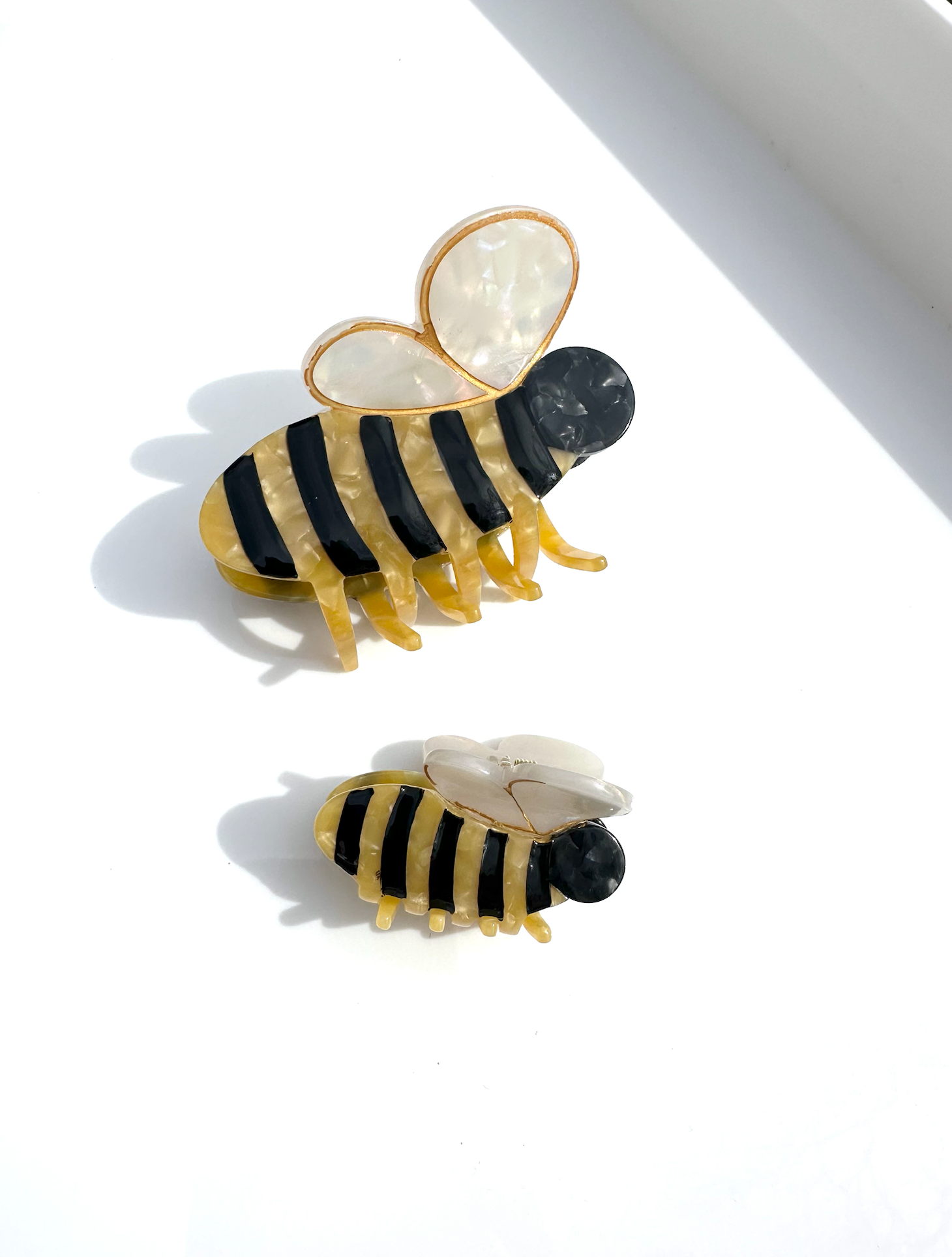 Hand-painted Mini Bee Claw Hair Clip | Eco-Friendly