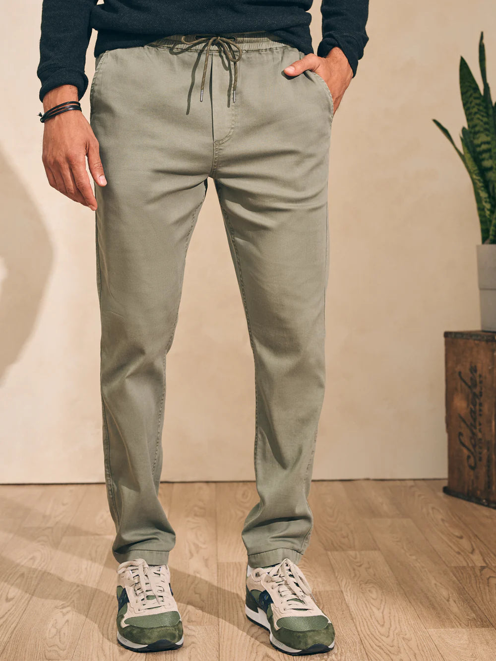 Essential Drawstring Pant