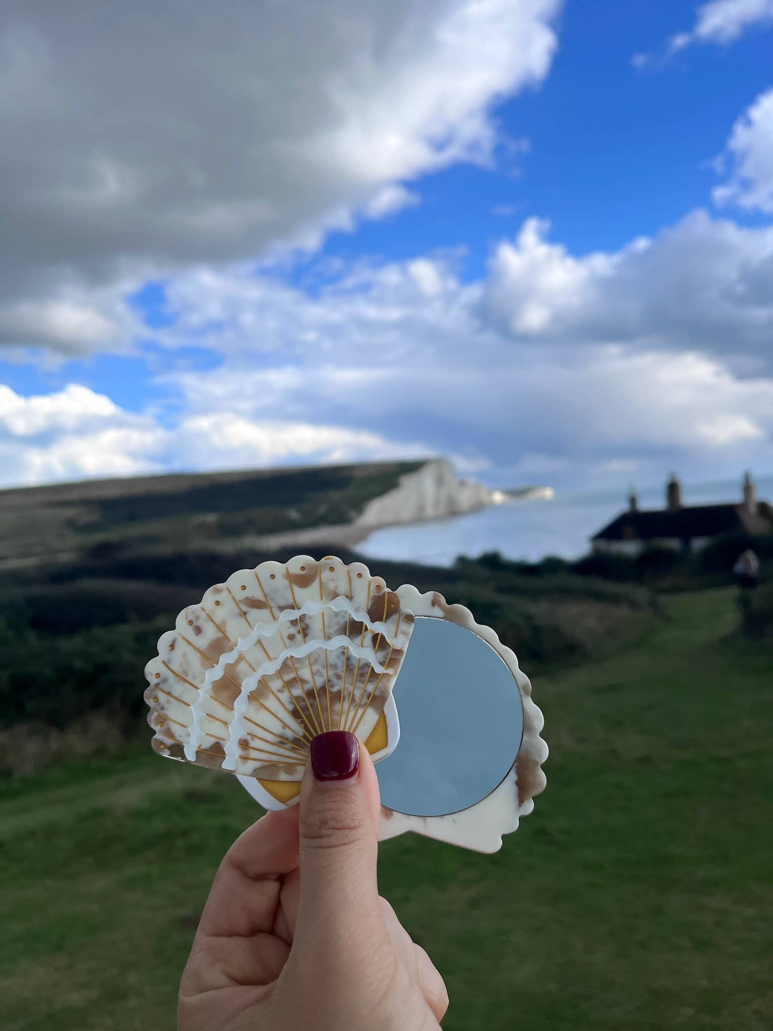 Hand-painted Seashell Compact Mirror | Eco-Friendly