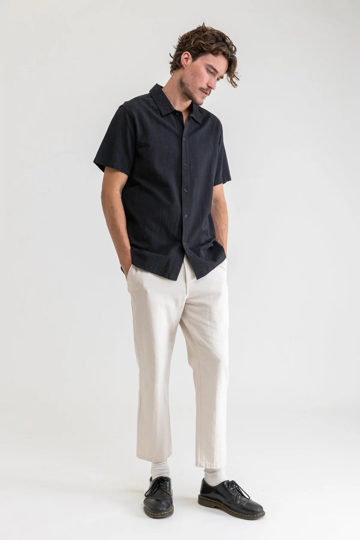 Classic Linen Short-Sleeve Shirt